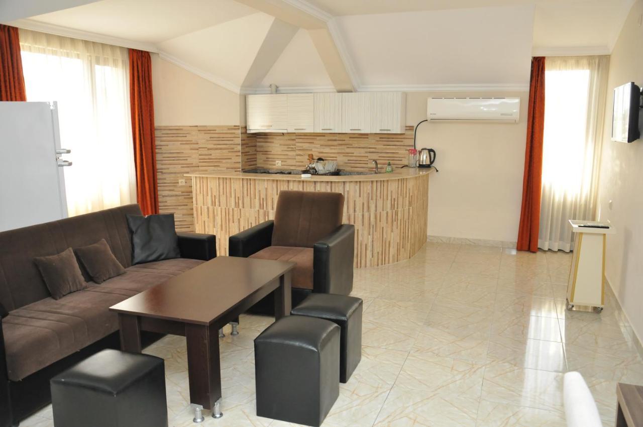 Apartments Residence Batumi Exterior foto