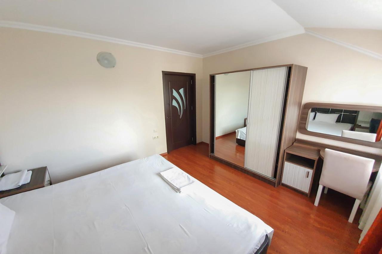 Apartments Residence Batumi Exterior foto